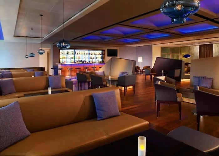 Sheraton Frankfurt Airport & Conference Center 4*