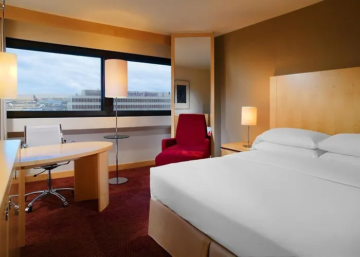 Sheraton Frankfurt Airport & Conference Center 4*