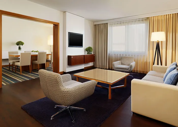 Sheraton Frankfurt Airport & Conference Center Hotel 4*