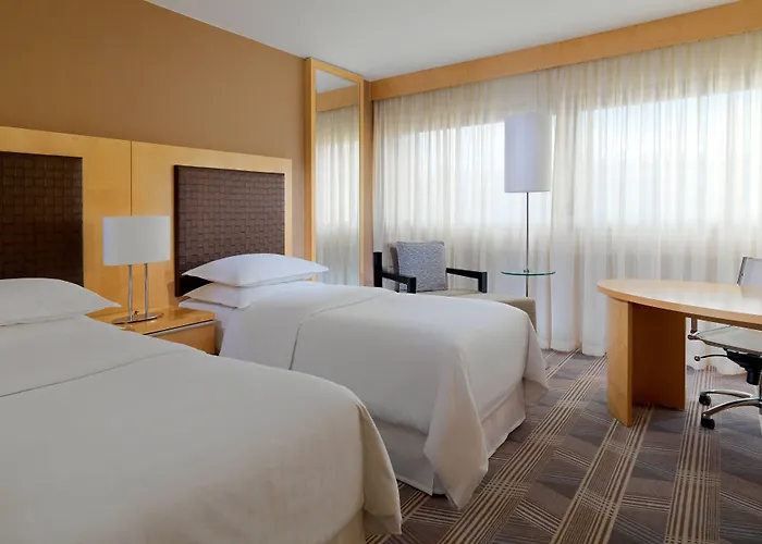Sheraton Frankfurt Airport & Conference Center Hotel 4*