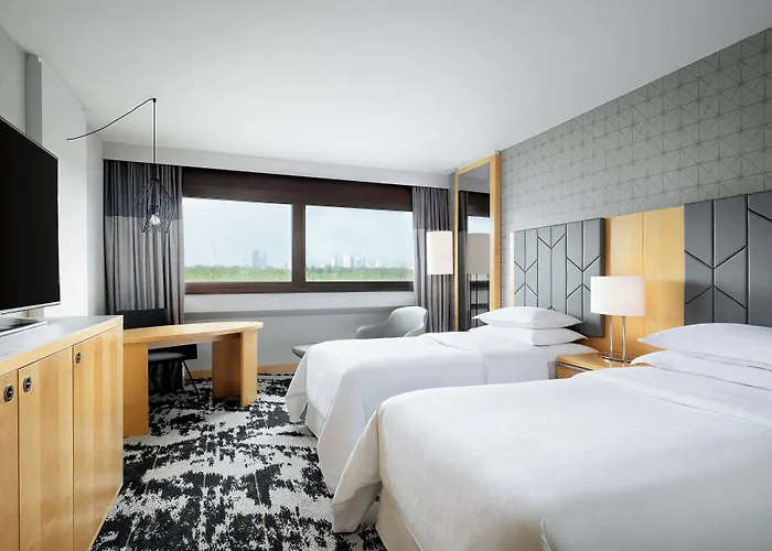 Sheraton Frankfurt Airport & Conference Center Hotel 4*