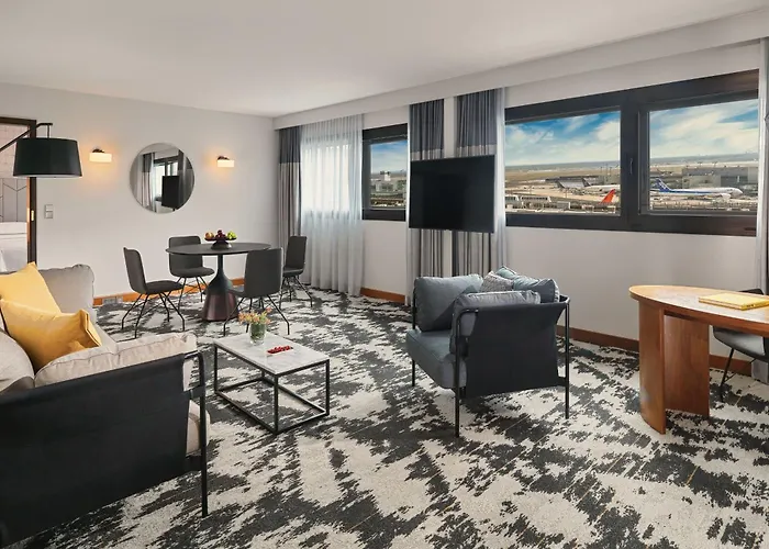 Sheraton Frankfurt Airport & Conference Center 4*